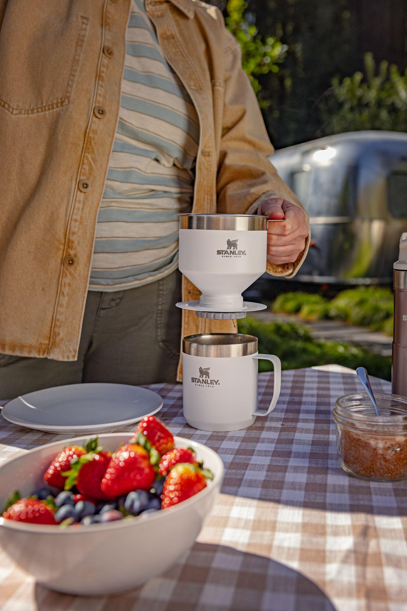 STANLEY easy-clean design minimizes waste from filters.