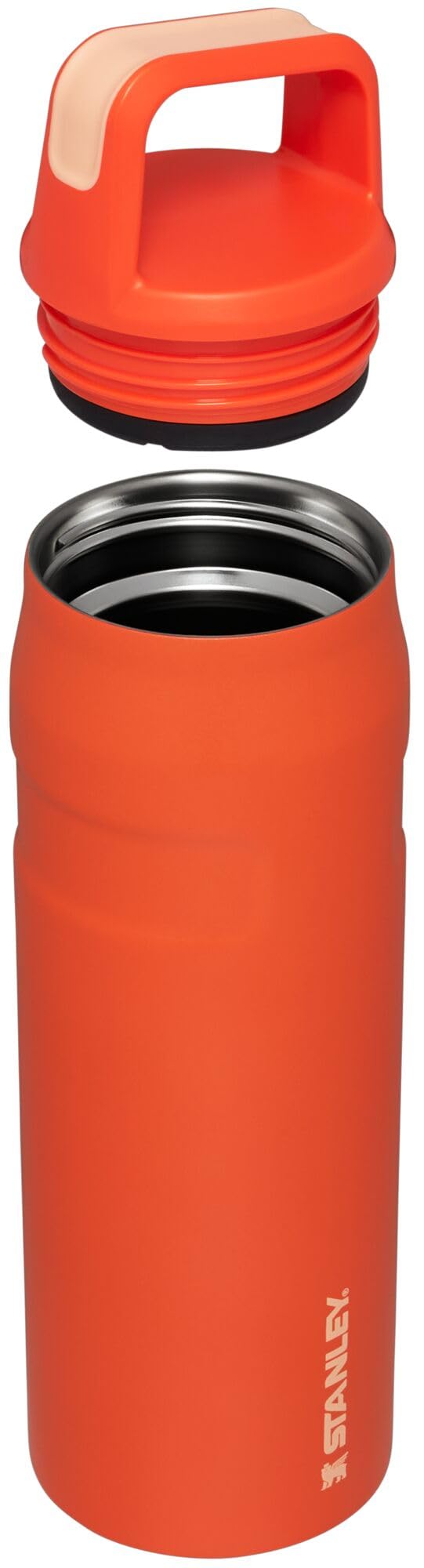 STANLEY IceFlow bottle with double-wall insulation keeps drinks cold for hours.