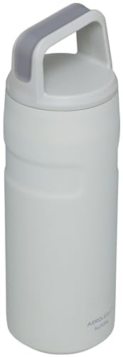 Close-up of rotating cap with angled handle for easy sipping.