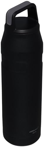 Stanley IceFlow rotation lid in action enables easy sipping during workouts.