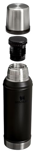 STANLEY leakproof cup lid shown for spill-free transport.