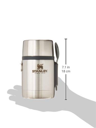 STANLEY lifetime warranty emblem reflecting rugged heritage and long-lasting performance.