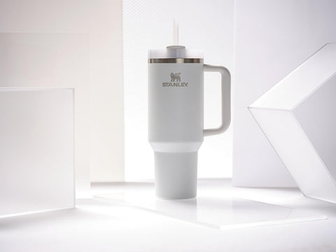 90% recycled stainless steel supports sustainable sipping without sacrificing durability.