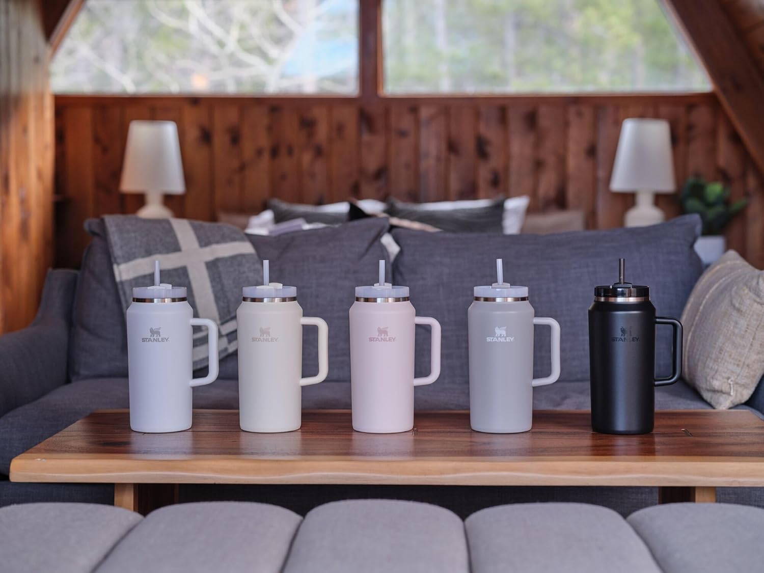 Ergonomic handle with comfort-grip inserts for easy carrying.