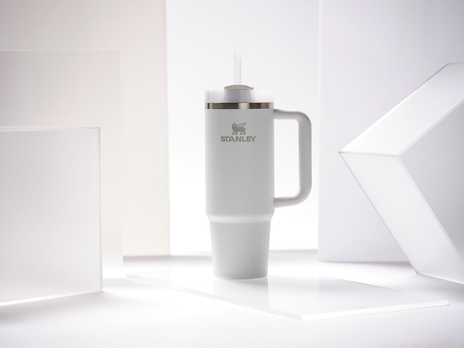STANLEY Quencher H2.0 uses recycled stainless steel for sustainable sipping.