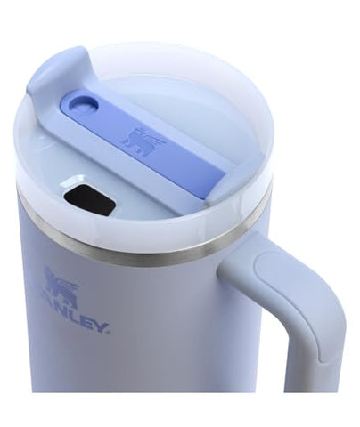 Stanley Quencher H2.0 FlowState lid, rotating cover for splash-free sipping.