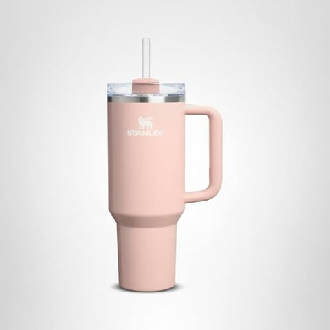 Dishwasher-safe design simplifies cleanup after workouts or trips.