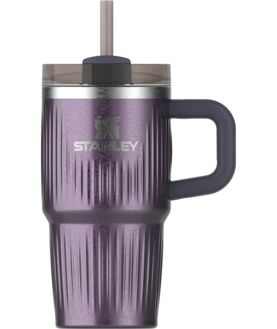 Stanley Quencher H2.0 with handle and FlowState lid, easy grip for on-the-go hydration.