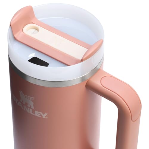 STANLEY Quencher H2.0 FlowState lid with three positions for flexible sipping