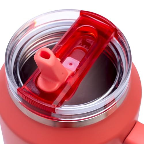 Close-up of ProTour flip lid demonstrating secure, leakproof design for travel.