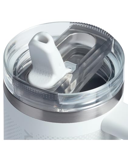 STANLEY Quencher ProTour leakproof lid shows a secure seal for travel