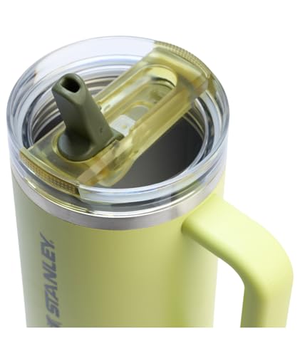 Stanley Quencher ProTour-leakproof-lid: spill-free hydration for busy days.