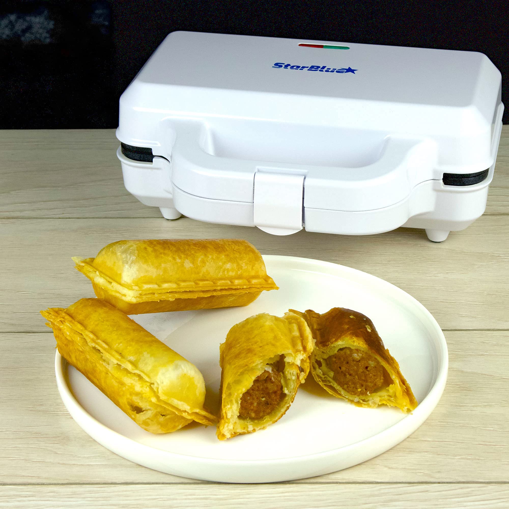StarBlue Sausage Roll Maker safety features with insulated handle.