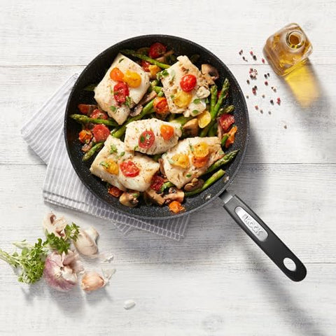 Starfrit even heat distribution ensures consistency across the 20cm pan.