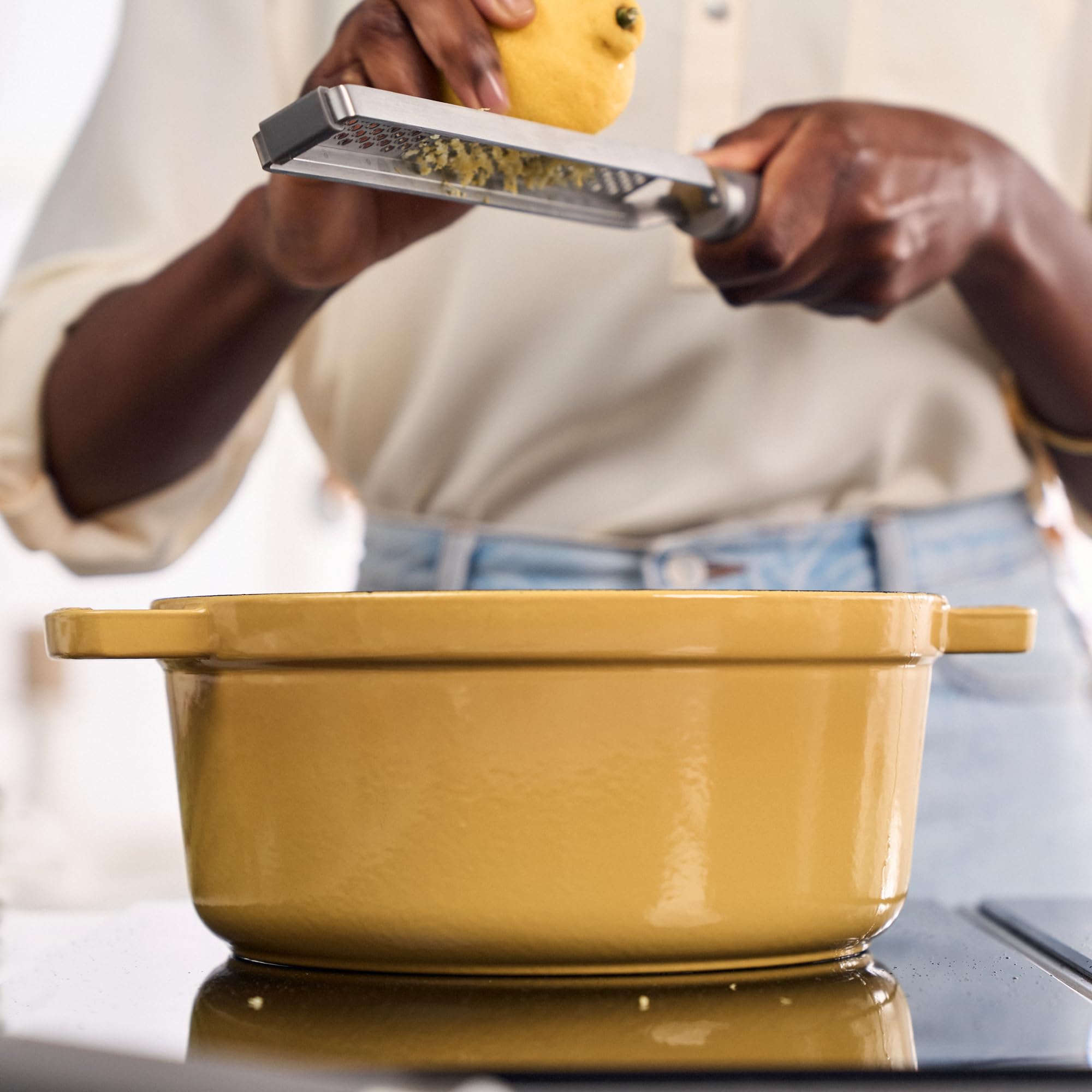 Staub 4-qt round oven citron on-induction-stove compatibility.