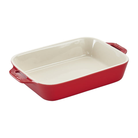 STAUB 9-inch oval baking dish for even heating.