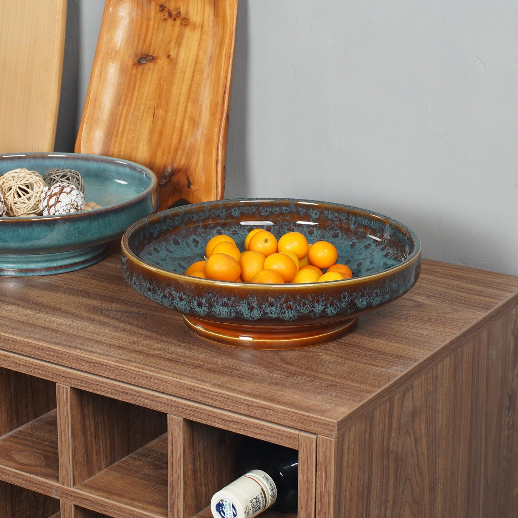 STE-CER Peacock Green serving bowl for bread or fruit, stylish table option.