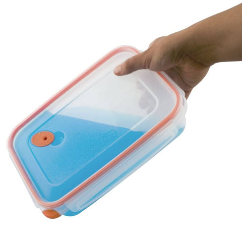 Sterilite 03221106 rectangle container base see-through design for easy stacking and labeling.