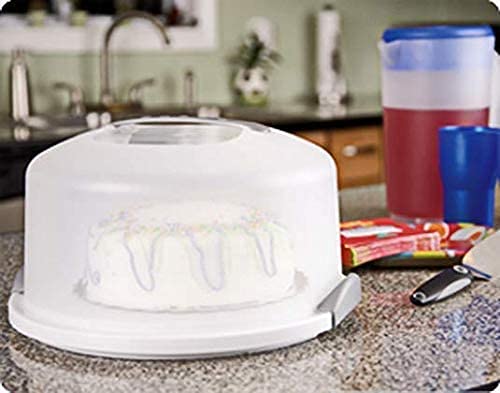 Sterilite BPA-free and phthalate-free container for safe dessert storage