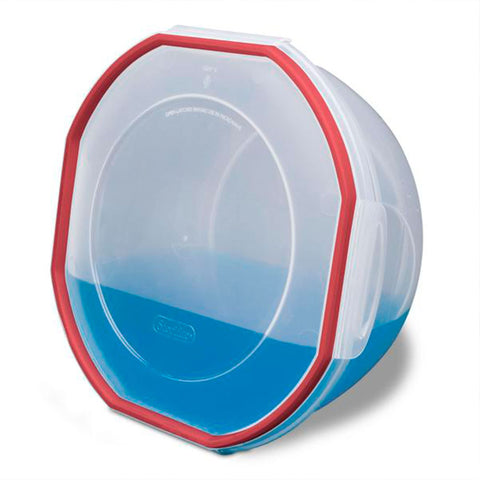 Freezer-safe Sterilite bowl helps store meals for later.