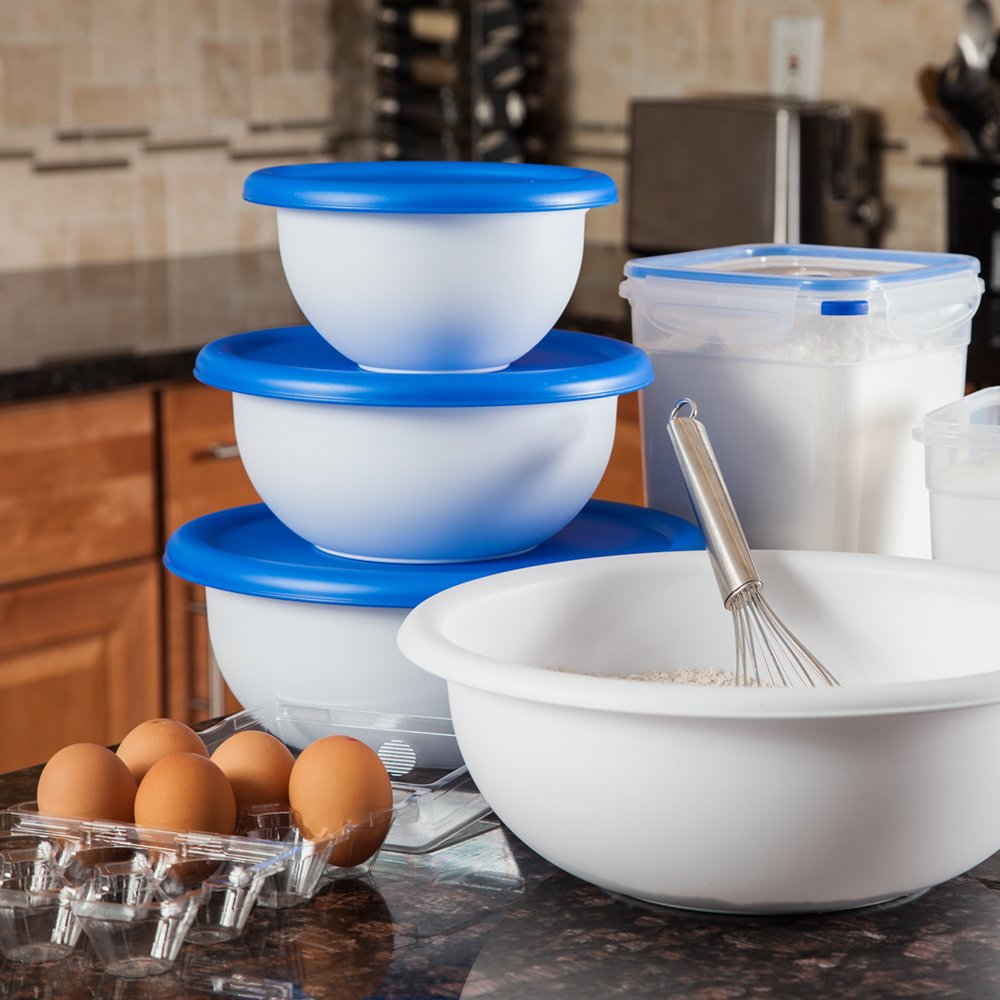 Sterilite one-and-a-half-quart bowl with blue lid ideal for snacks and small portions.