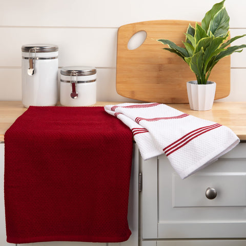 Sticky Toffee popcorn terry towel delivers high absorbency for quick kitchen drying.