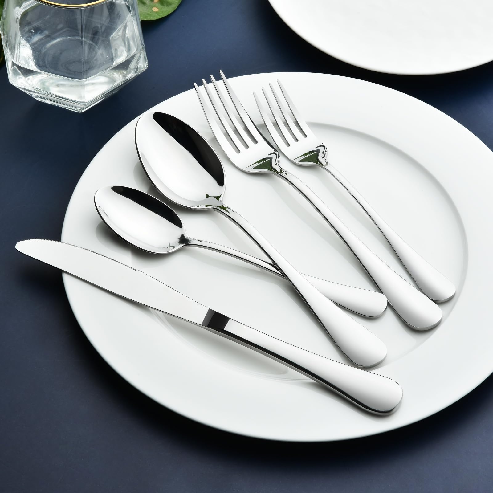 STILLOYE dinner forks 8-piece with balanced weight