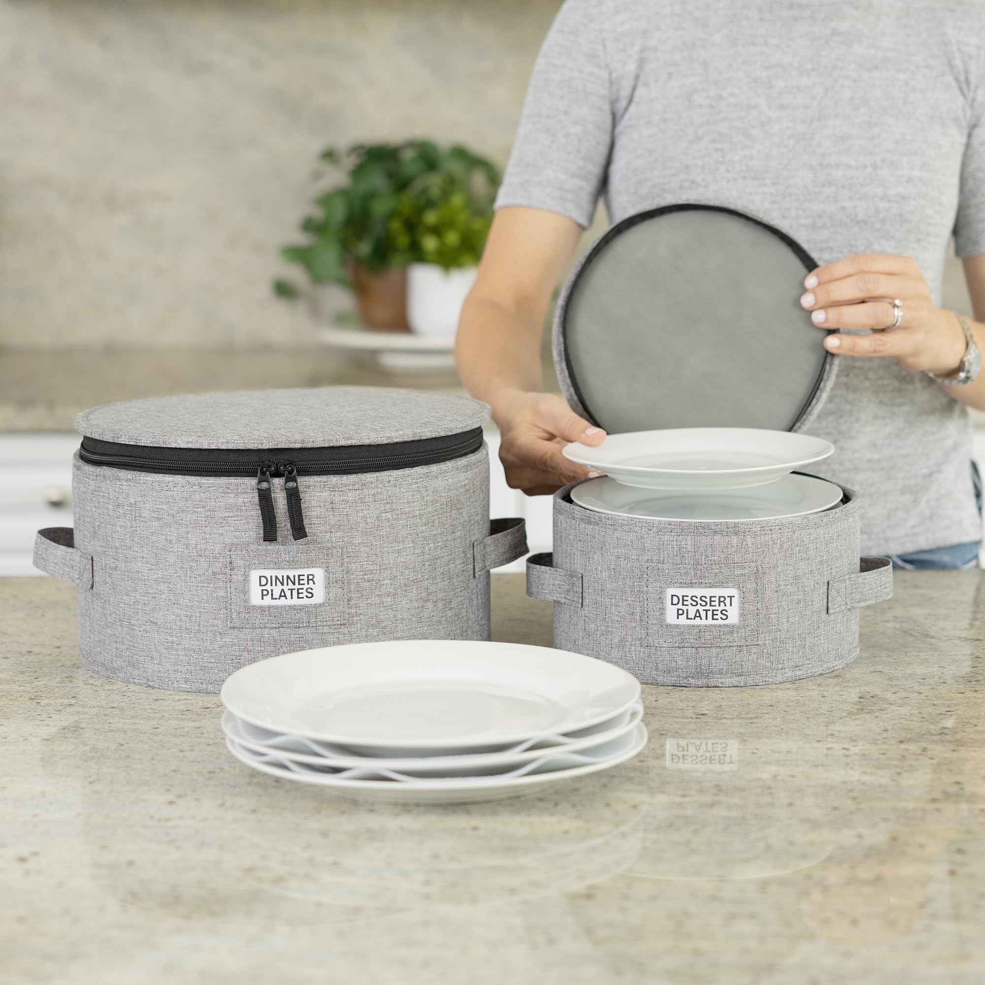 STOZU hard-shell container shields contents with a sturdy lid and side panels.