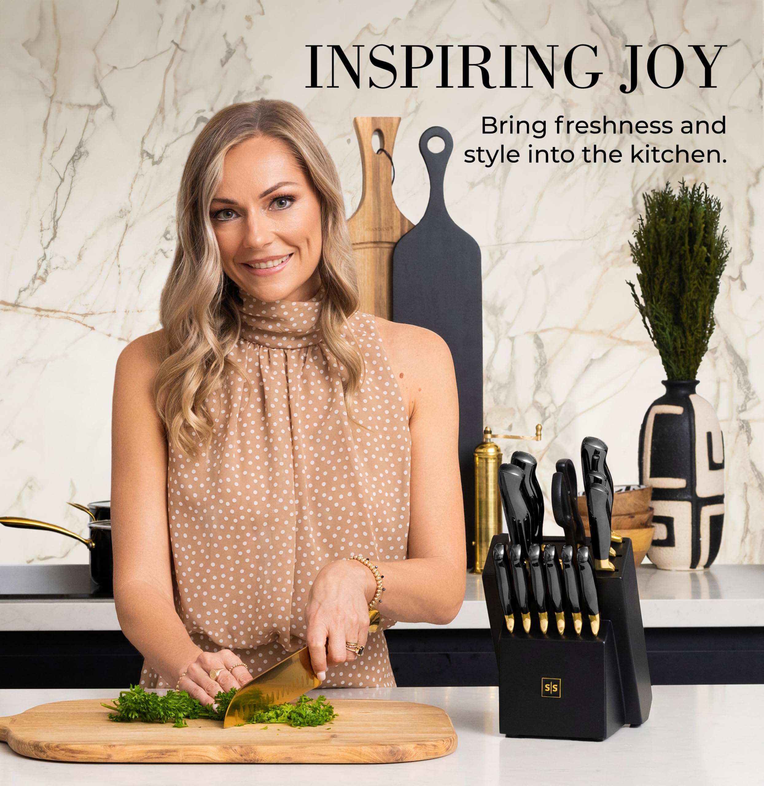 STYLED SETTINGS 14-piece collection covers chef, carving, and paring tasks