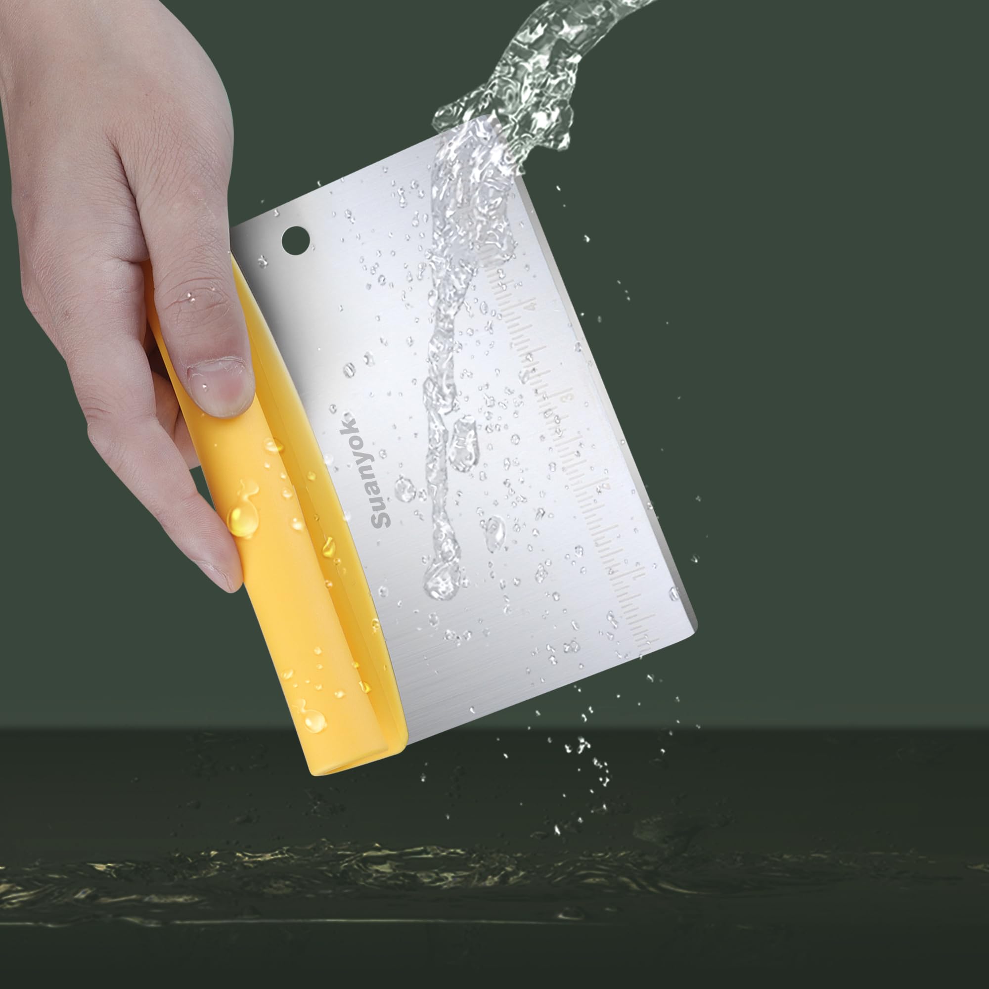 Suanyok dishwasher-safe tools simplify cleanup after baking.