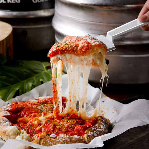 Suclain party serving utensils suitable for events and celebrations.