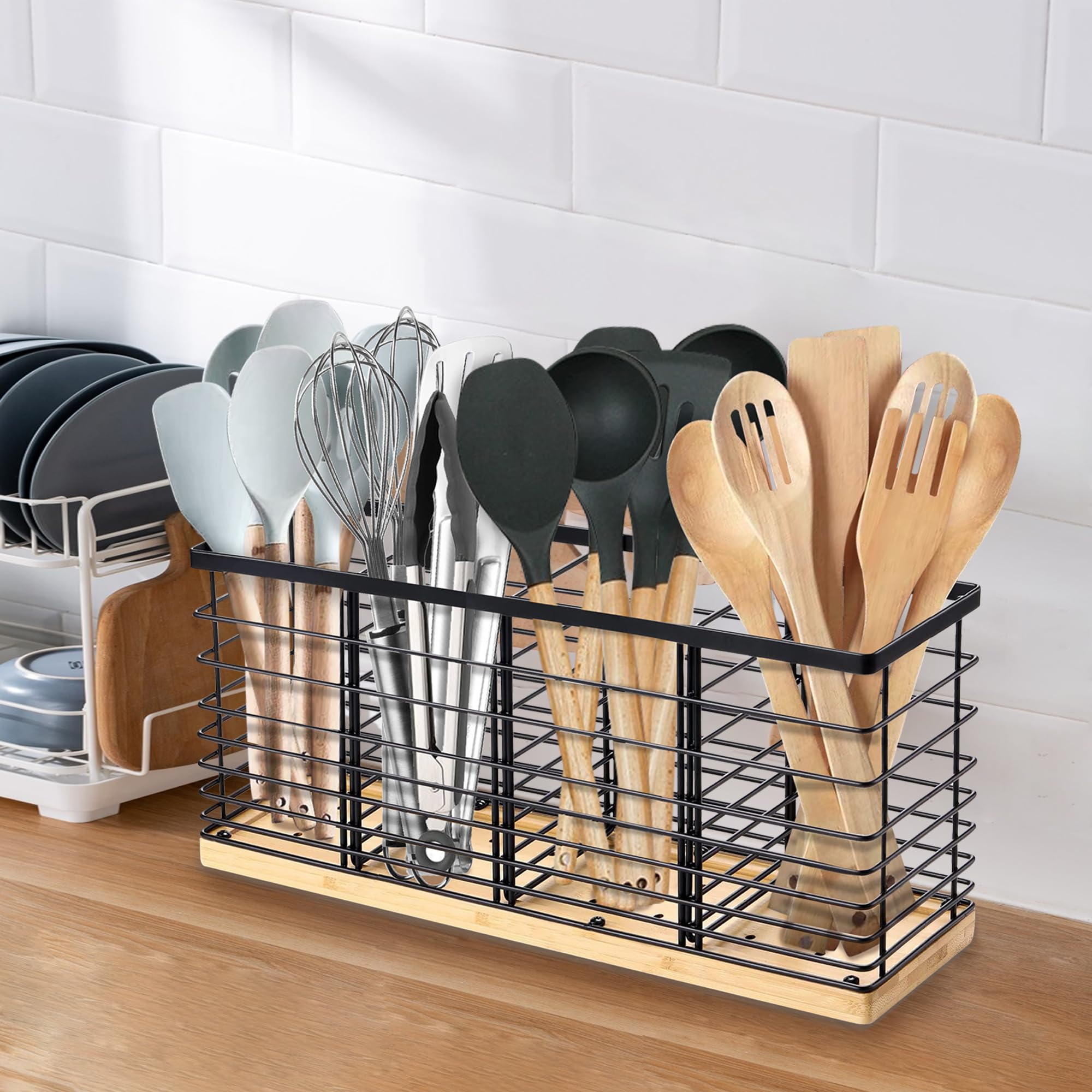 Suli countertop organizer that can also hang on the wall to save space.