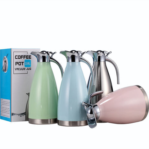 Sumerflos versatile carafe for hot coffee, iced tea, or water.