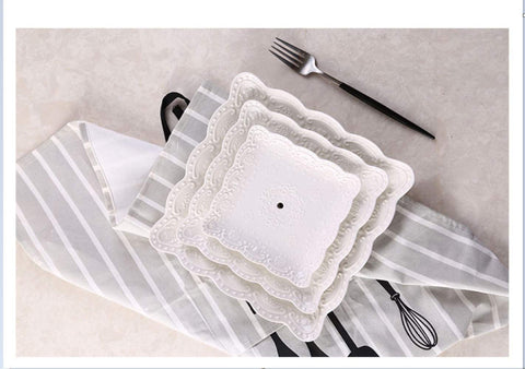 Sumerflos multipurpose dessert stand ideal for weddings and parties.