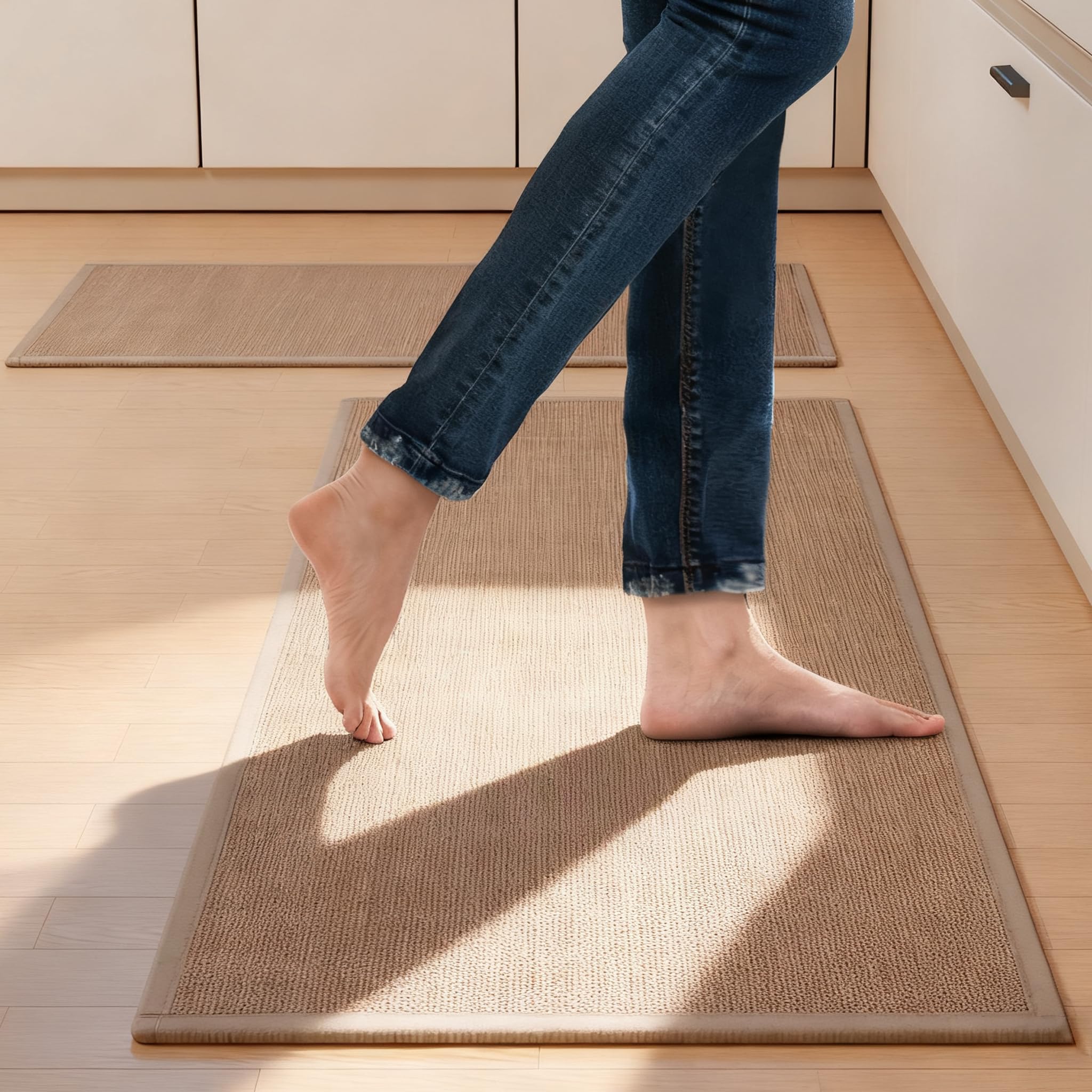 Soft cushioned SUMLANS mat provides comfortable standing while cooking.