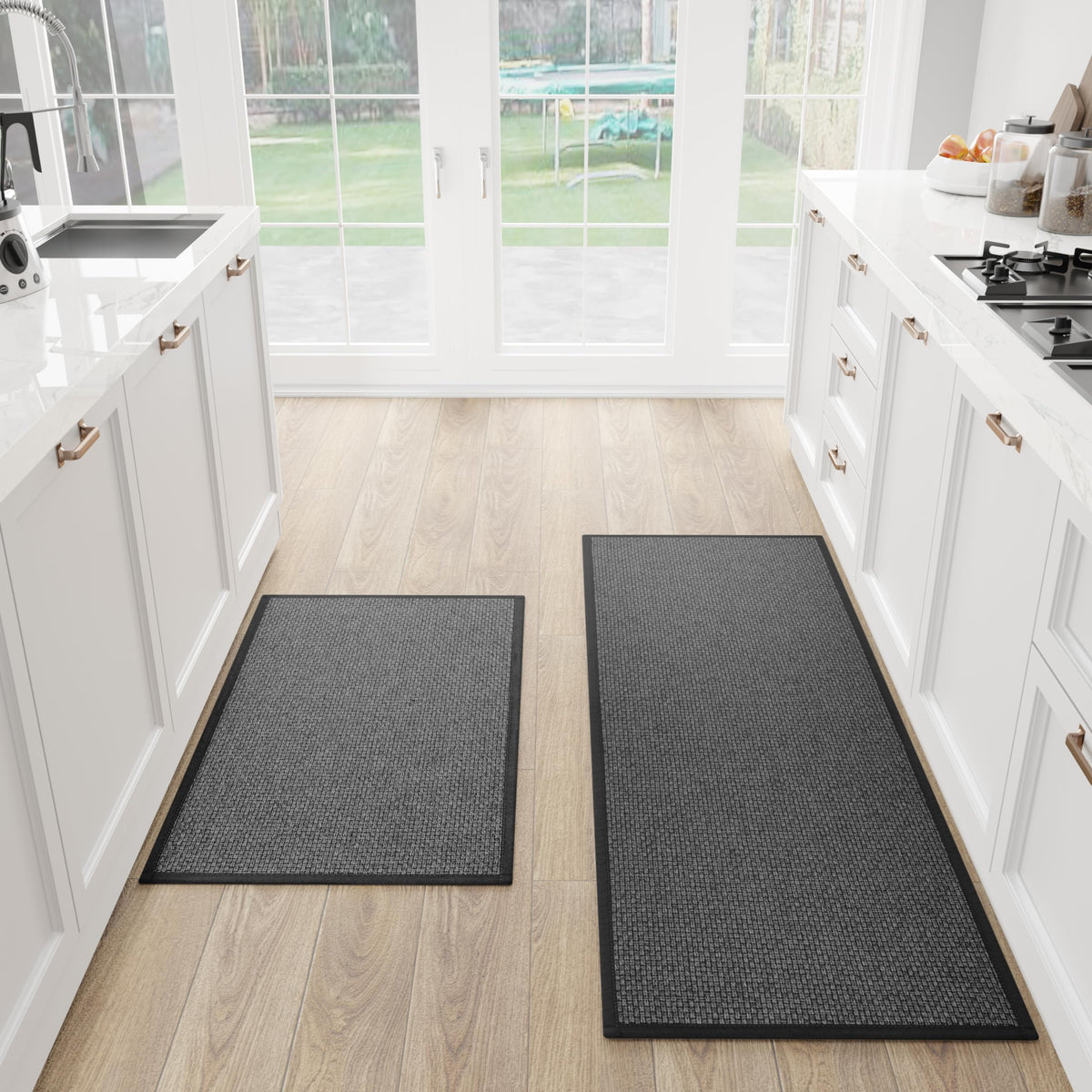 SUMLANS kitchen mat front view with absorbent surface suitable for spill cleanup.