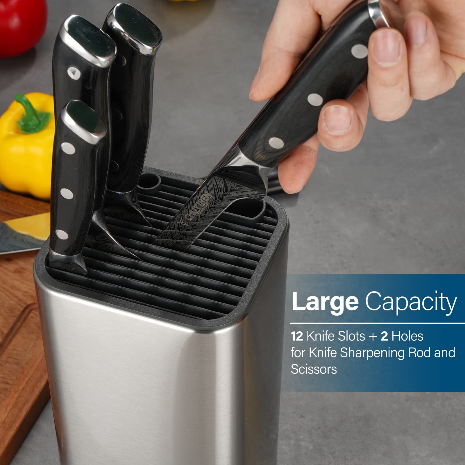 Sumteene knife block features a detachable bottom with drainage for cleaning