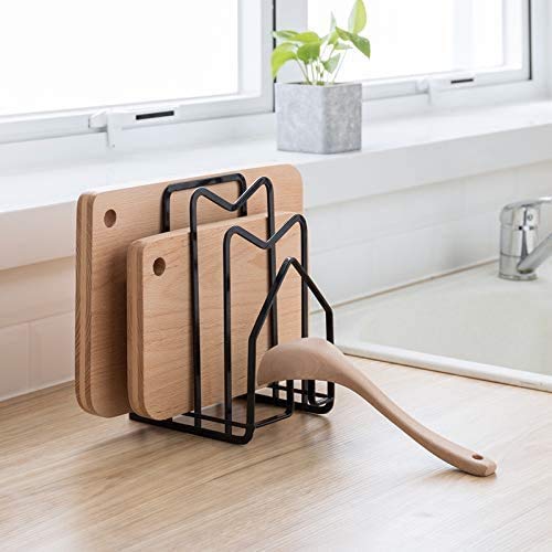 SUNFICON cutting board rack front view keeps boards neatly accessible.