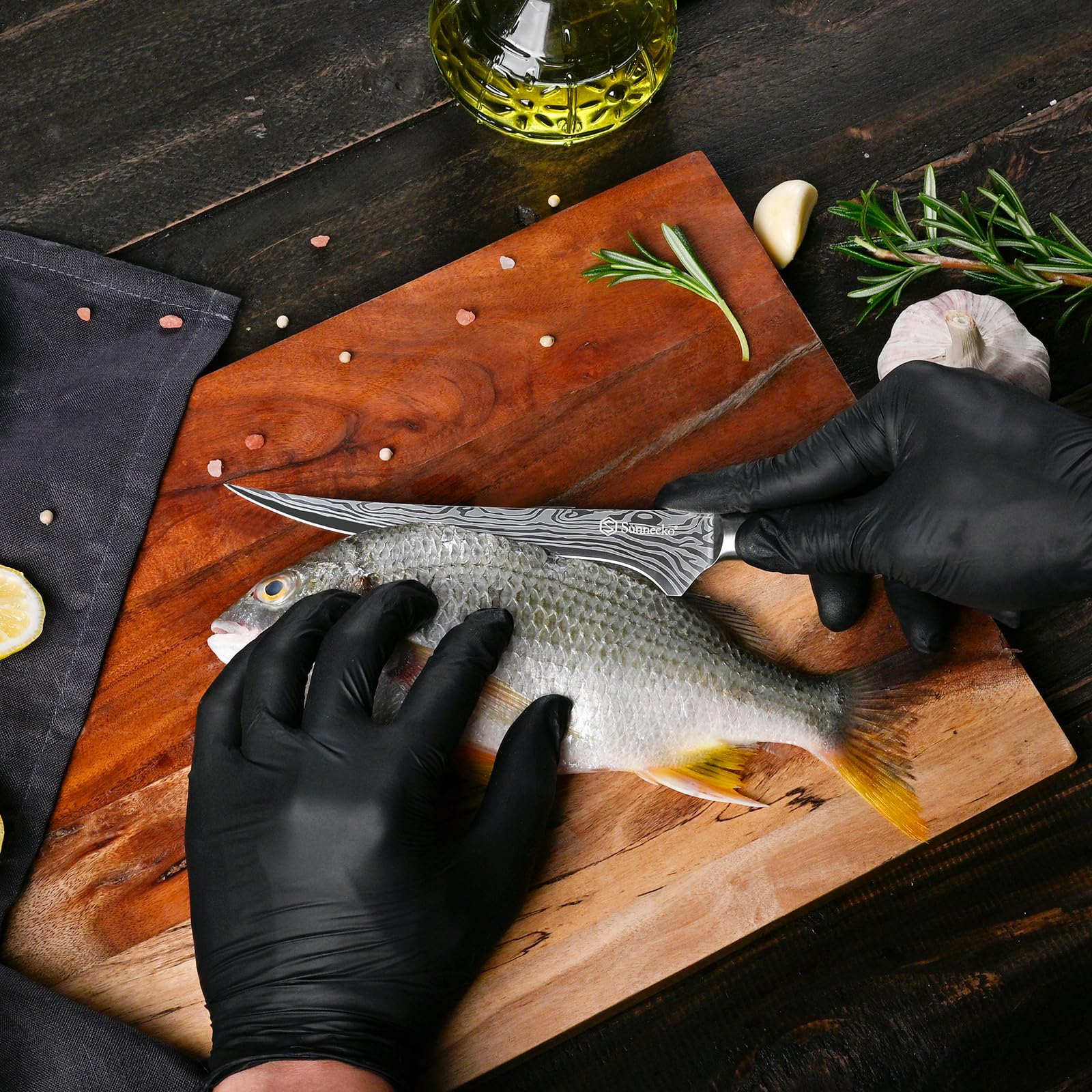 Sunnecko packaging gift box elevates gifting for cooks and food enthusiasts.