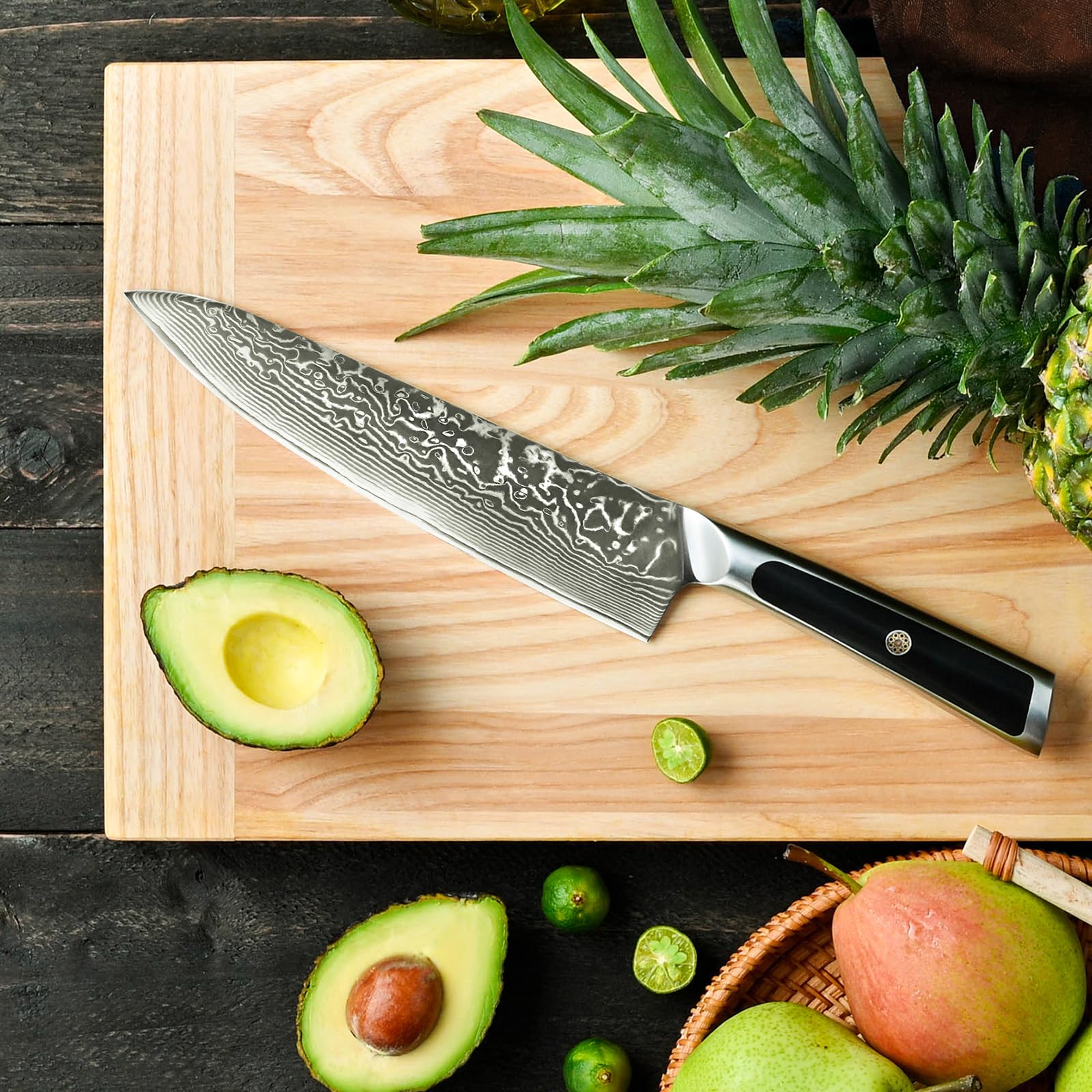 Sunnecko knife displayed on a cutting board showcasing its all-purpose design.