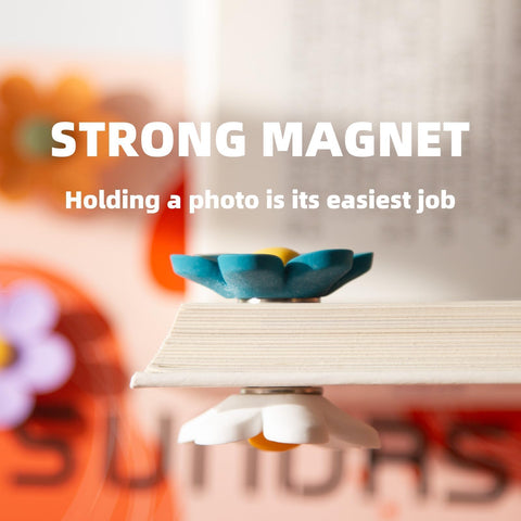 SUNURS resin flowers with matte finish for durable decor and texture.