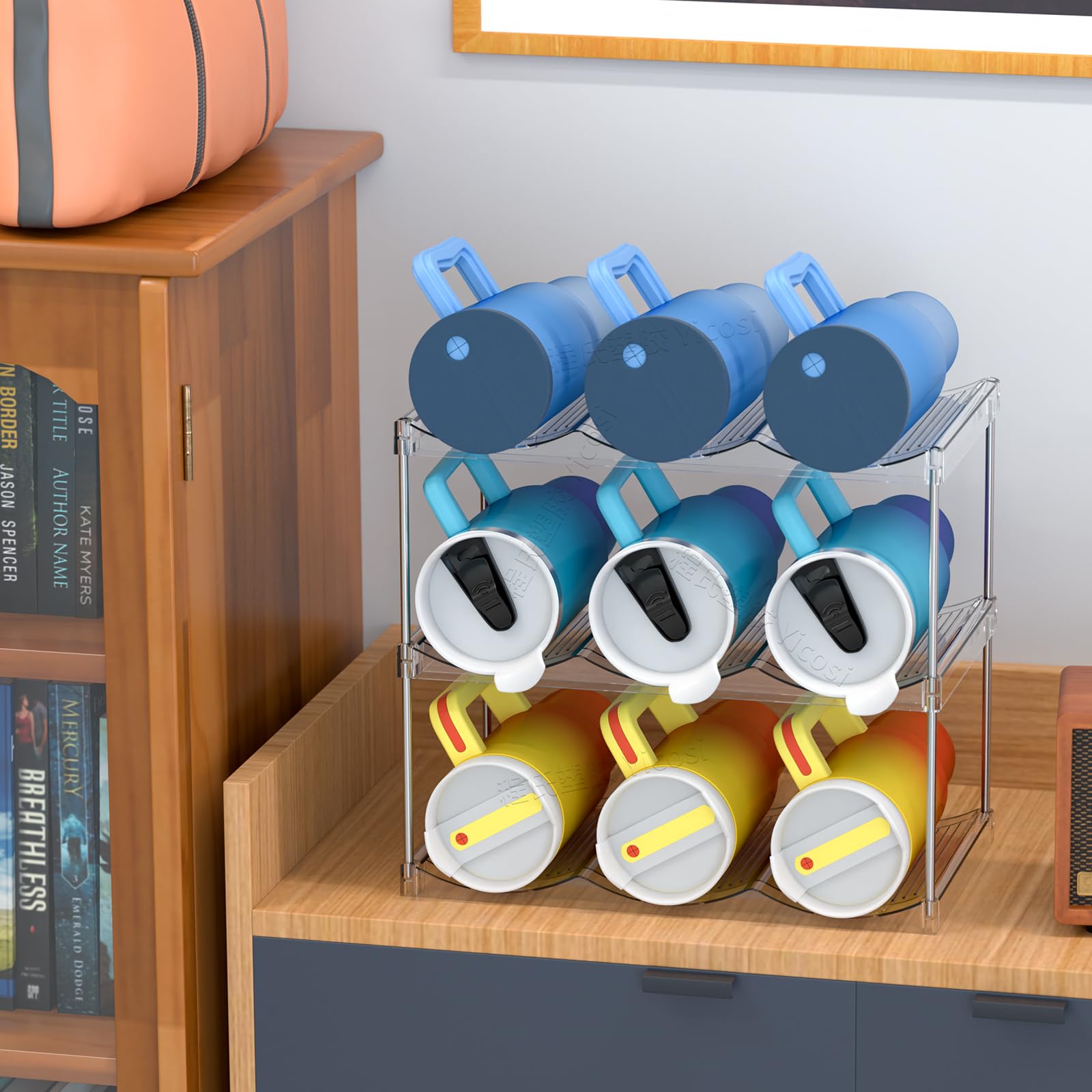 SuoXing wine and cup storage solution keeps display tidy.