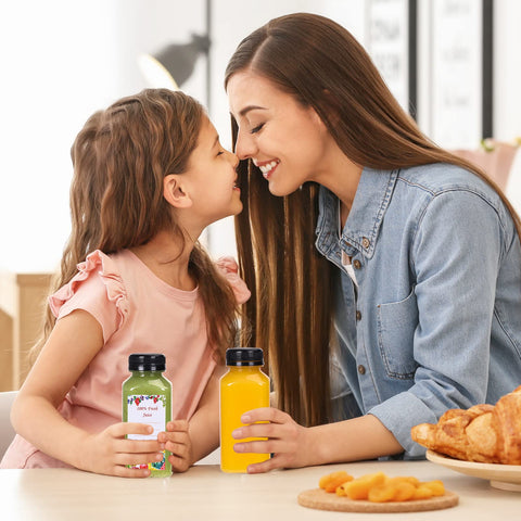 Square-design SUPERLELE bottle with leakproof cap for transport