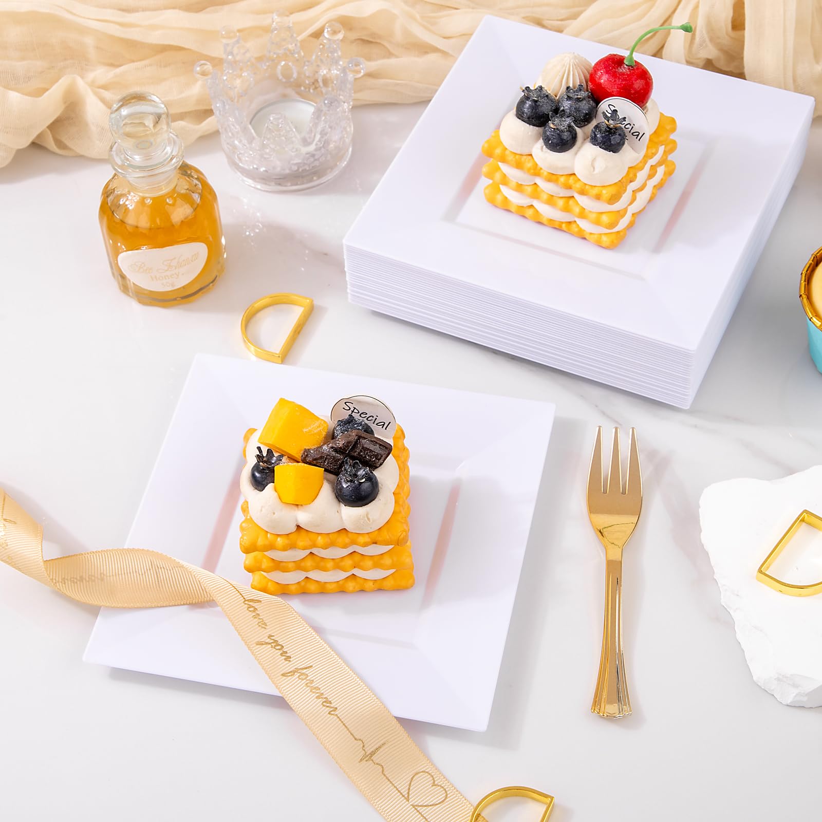 Supernal disposable square plates 6-inch ideal for quick cleanup after events.
