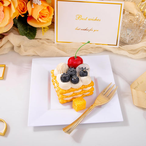 Supernal easy cleanup after event with disposable dinnerware.