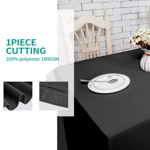 Outdoor event scene with Surmente black fitted tablecloth