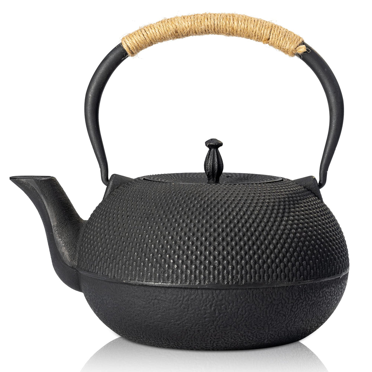 Suyika Japanese Tetsubin teapot exterior view showcasing traditional design for family tea rituals