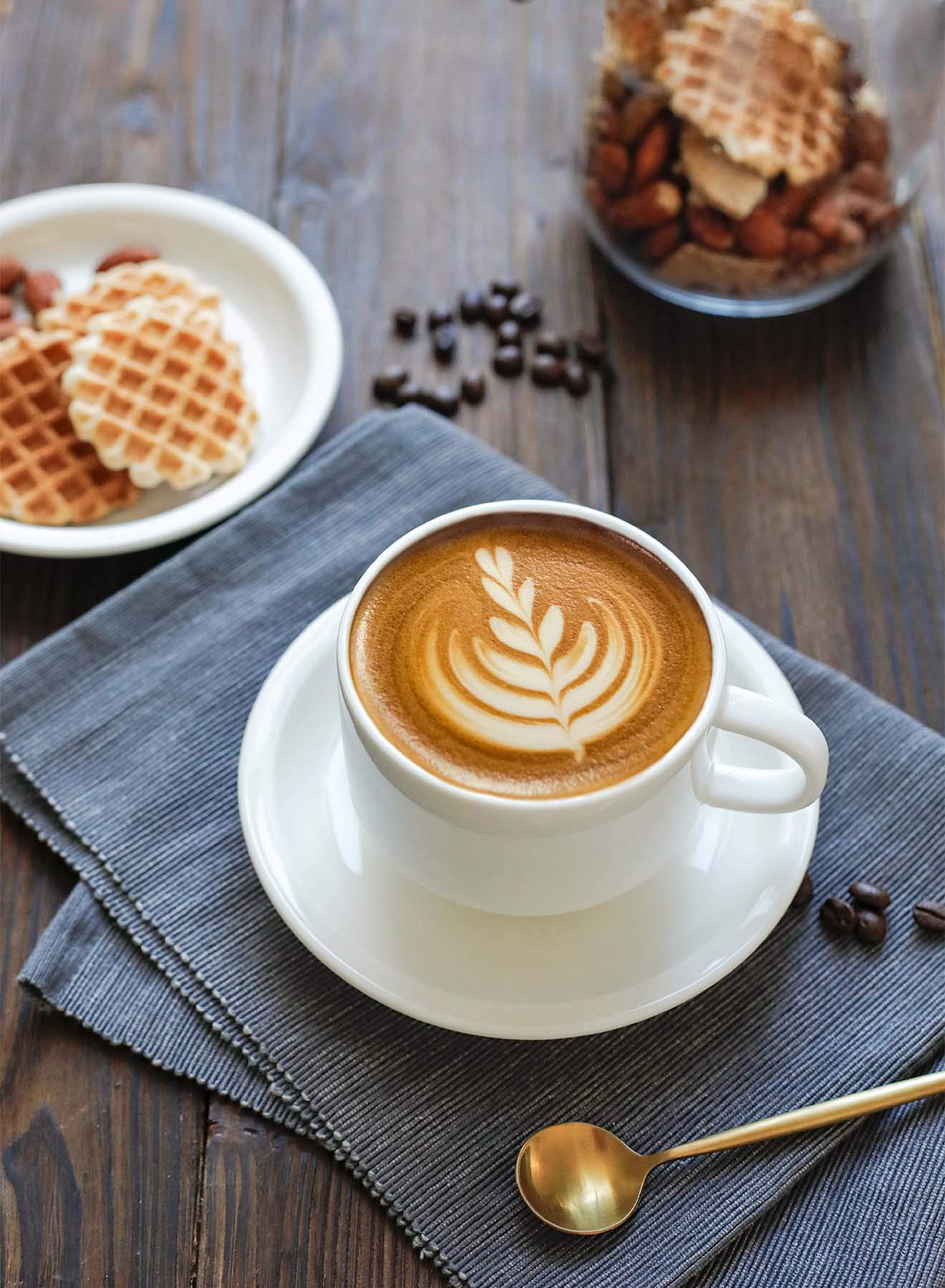 Sweese non-slip design reduces spills during busy mornings.