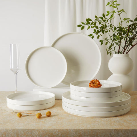 Sweese porcelain flat dinner plate oven-microwave safe label confirms versatile heating options.