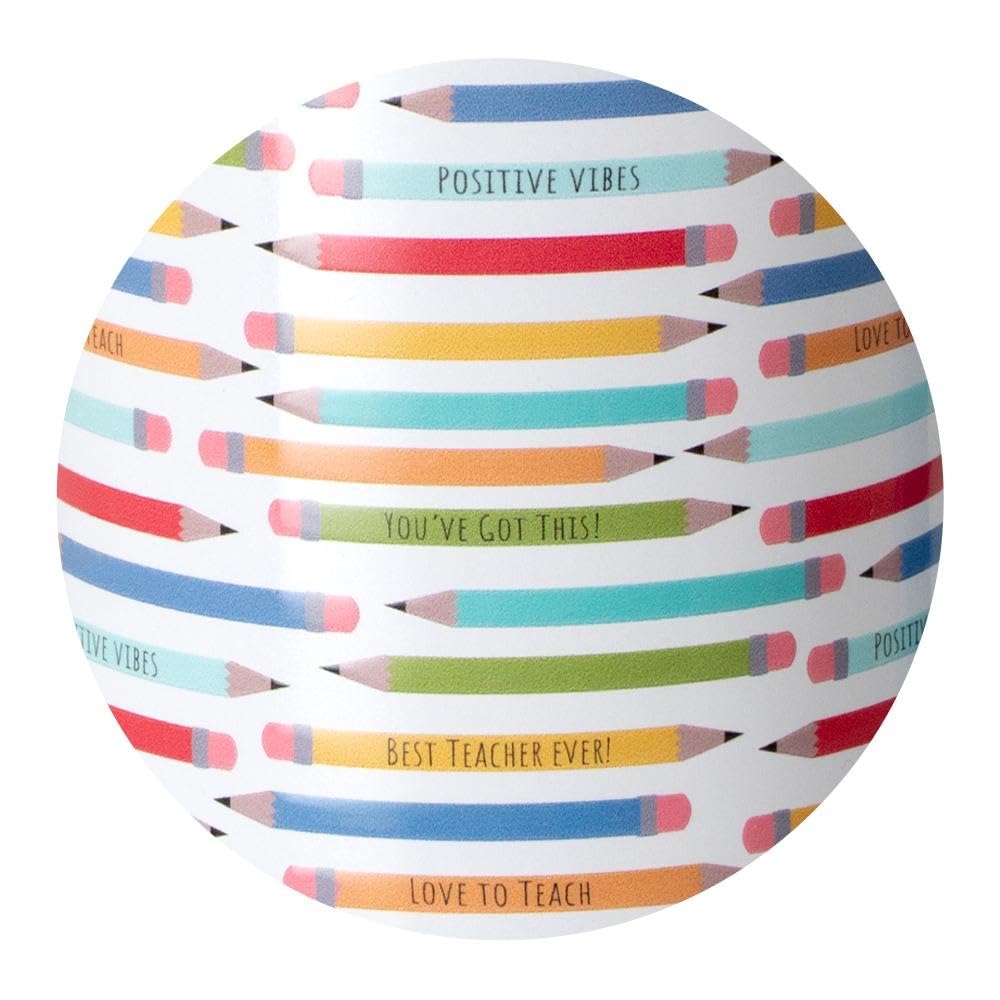 Swig Life 18oz mug is cup holder friendly for easy daily commutes.